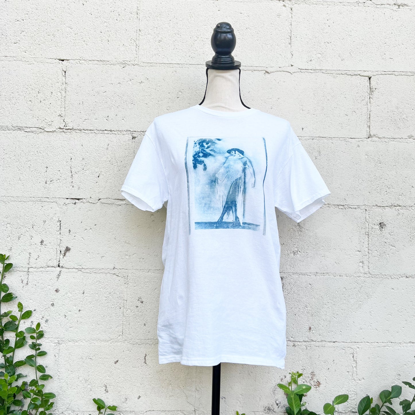 Cyanotype Sunprint Retro 1920's Flapper Blueprint Tee Medium