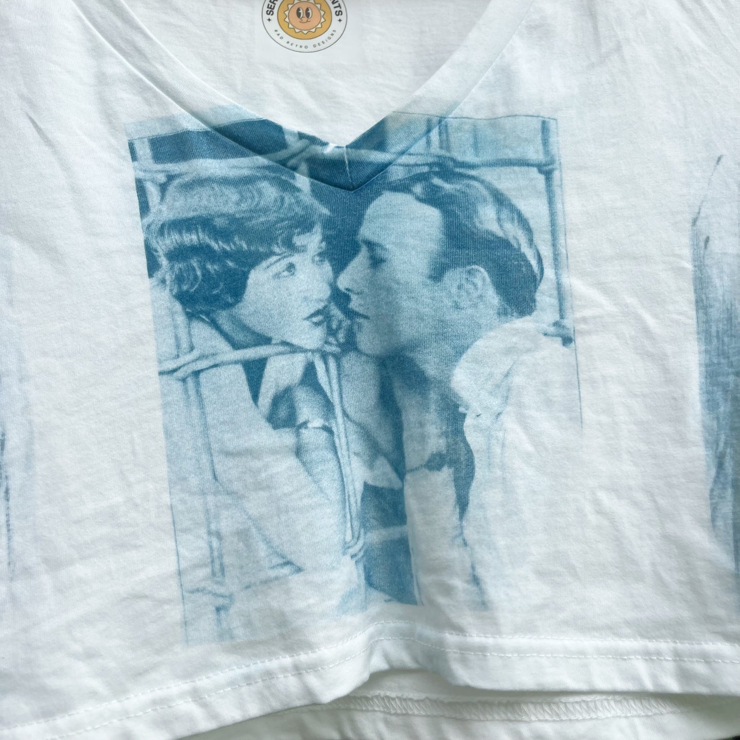 Cyanotype Sunprint Retro 1920's Kissing Couple Blueprint Crop Tee Medium